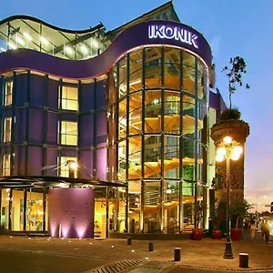 4* Otel Ikonik