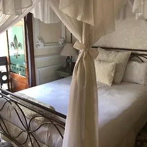 Elena Hotel